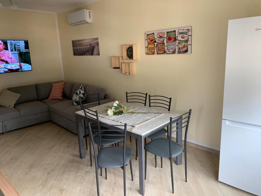 Apartmán Alfiumea Tirano Exteriér fotografie