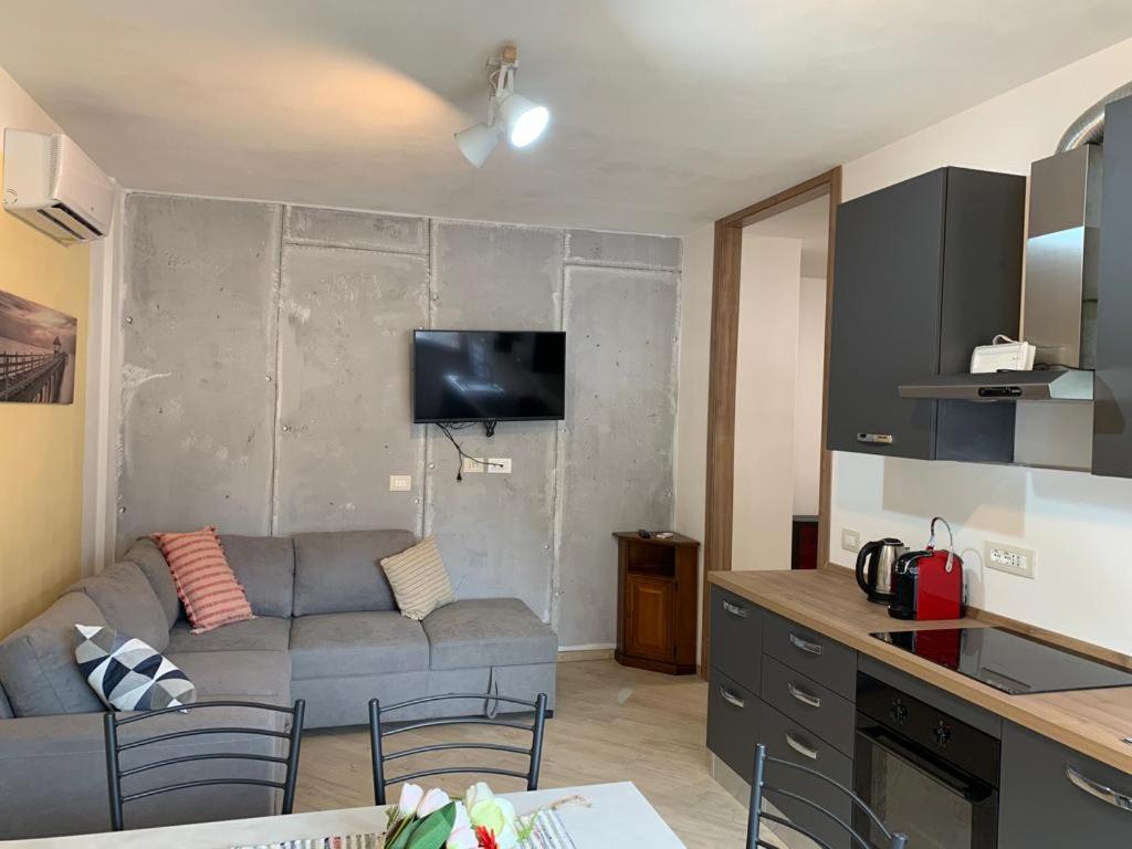 Apartmán Alfiumea Tirano Exteriér fotografie